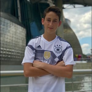 Meet your Posher, Alexander